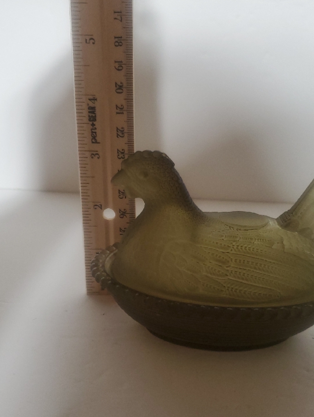 Vtg Olive Green Glass Hen on Nest - Picture 3 of 4
